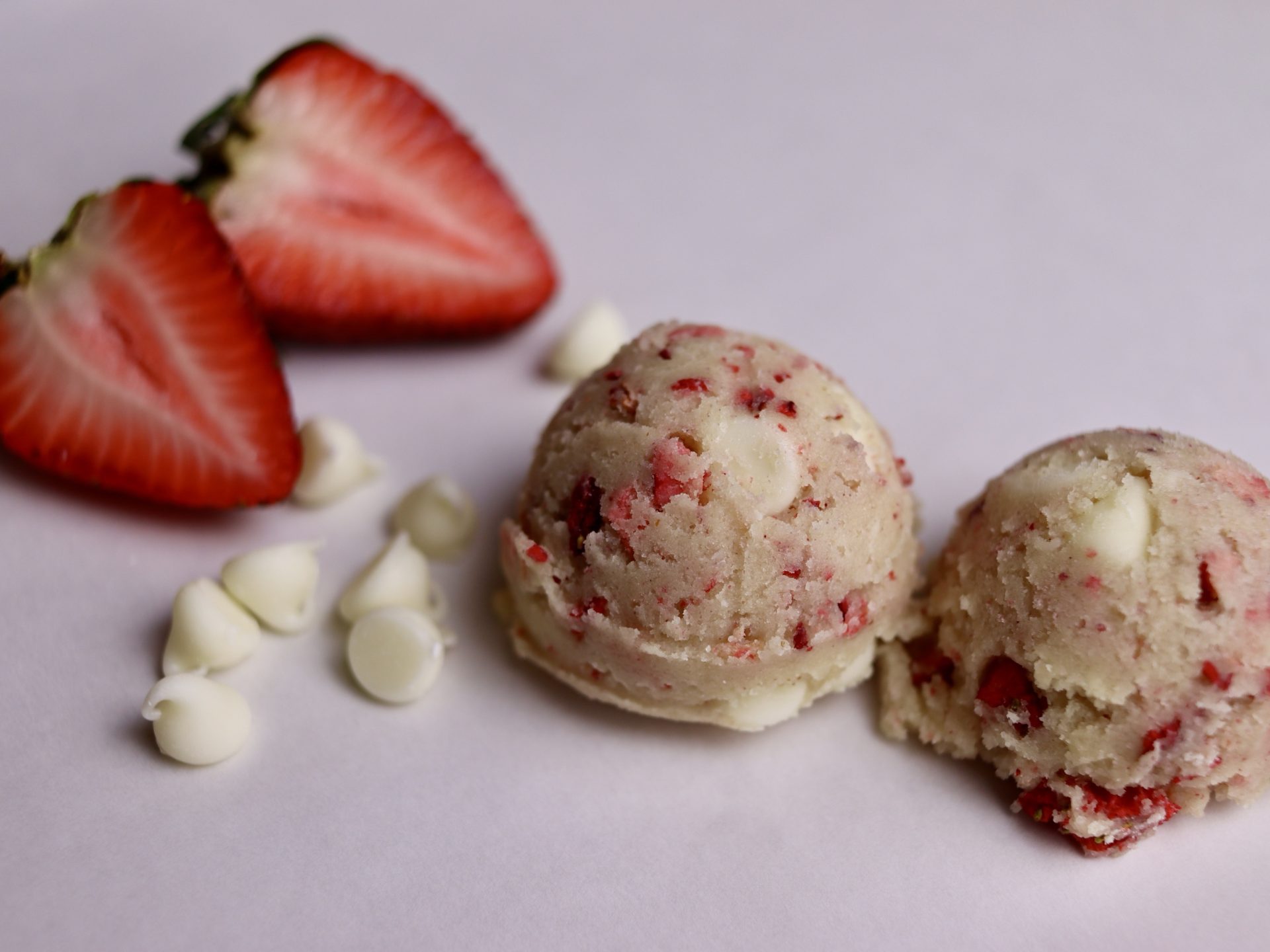 Strawberries & Cream Cookie Dough